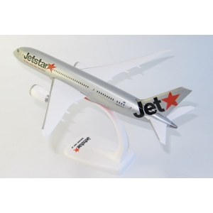 Model Boeing 787-8 Jetstar 1:200