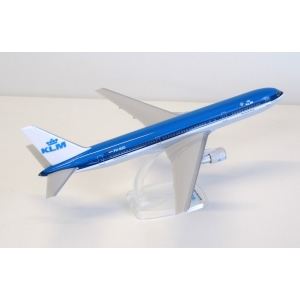 Model Boeing 767-300 KLM 1:200 PH-BZD