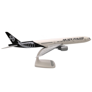 Model Boeing 777-300 Air New Zealand 1:200