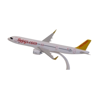 Model Airbus A321neo PEGASUS 1:200