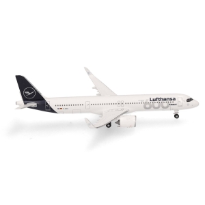 Model Airbus A321neo LUFTHANSA 1:500 D-AIEQ 600th