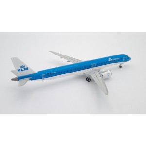 Model Embraer 195 KLM 1:200 Herpa