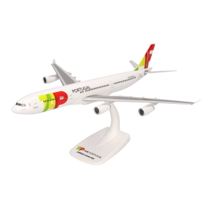 Model Airbus A340-300 TAP Portugal CS-TOB 1:200