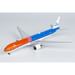 Model Boeing 777-300 KLM Orange 1:400 NG Models