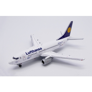 Model Boeing 737-500 Lufthansa 1:400 D-ABJI