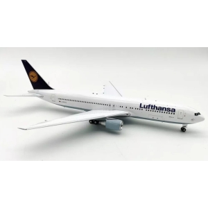 Model Boeing 767-300 Lufthansa D-ABUC J Fox