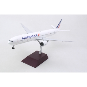 Model Boeing 777-300 AIR FRANCE 1:200 GEMINI F-GZNH