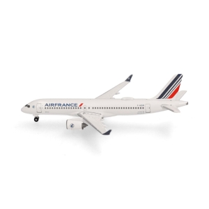 Model Airbus A220-300 AIR FRANCE 1:500 F-HZUM