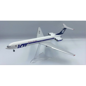 Model Ilyushin IŁ62M LOT Polish 1:200 SP-LBF