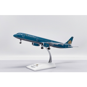 Model Airbus A321 Vietnam Airlines 1:200 JcWings