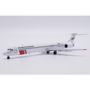 Model McDonnell Douglas MD90 SAS Scandinavian Airlines LN-ROB 1:400