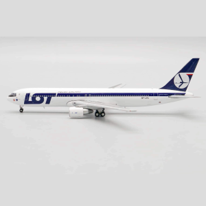 Model Boeing 767-300 LOT 1:400 SP-LPC "Belly Landing"