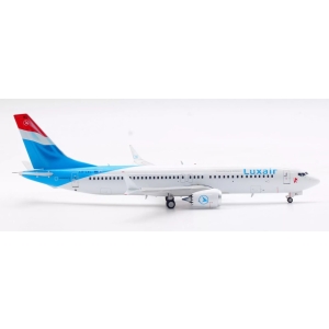 Model Boeing 737MAX8 LUXAIR 1:200 LX-LBL Inflight