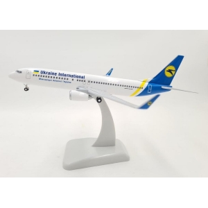 Model Boeing 737-800 Ukraine 1:200 HOGAN