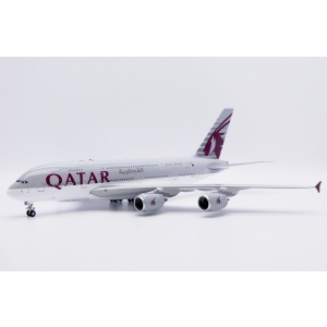 Model Airbus A380 QATAR 1:200 A7-APG