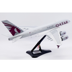 Model Airbus A380 QATAR 1:200 A7-APG